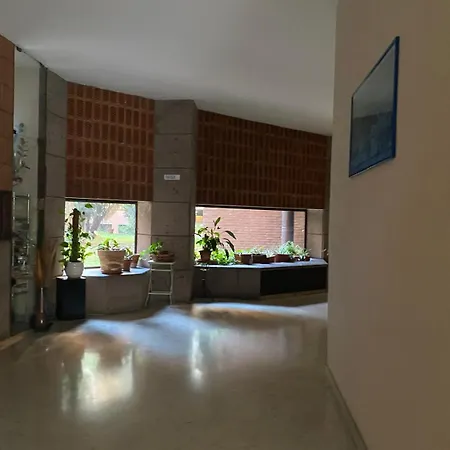 Joanne Trastevere Πανσιόν